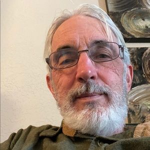 Meet your Posher, Wallace